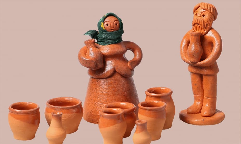 POTTERS OF RUSSIA. THREE GENERATIONS