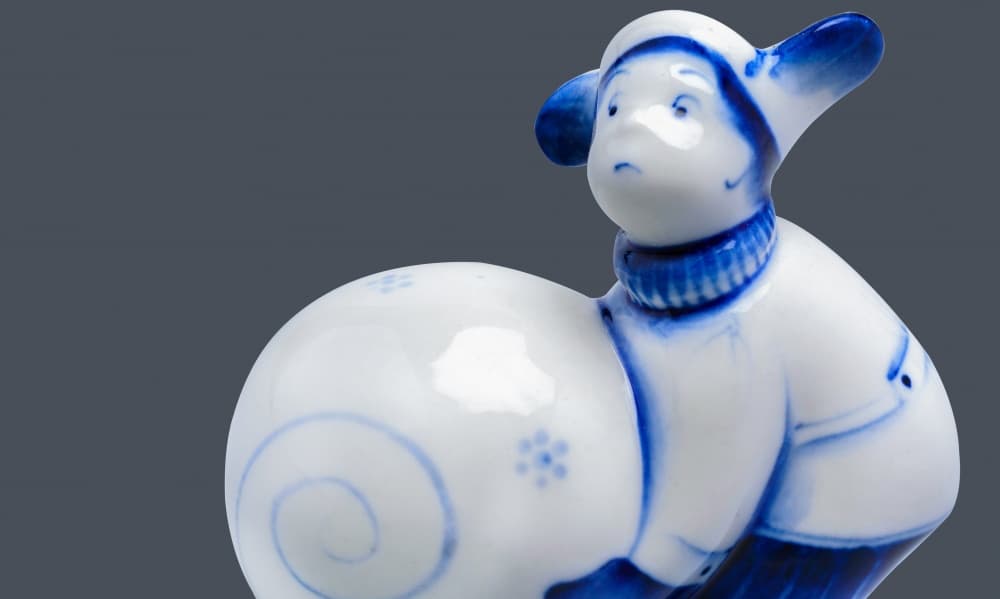  GZHEL STORIES BY VIKTOR NEPLYUEV. TO THE ANNIVERSARY OF THE ARTIST