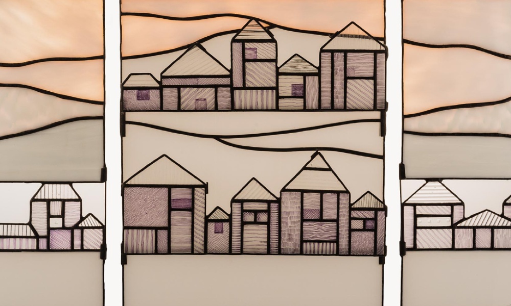 THEMATIC PROGRAM "THIS MYSTERIOUS GLASS" 