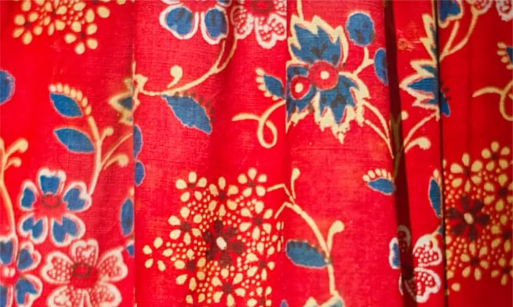 ИНКЛЮЗИВНЫЙ МАСТЕР-КЛАСС «ЦВЕТУЩИЕ УЗОРЫ»